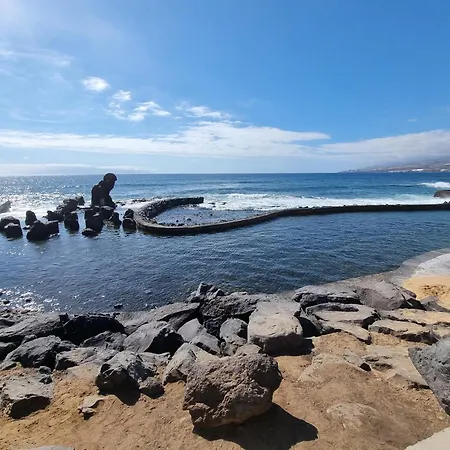 Diadas Breeze דירה